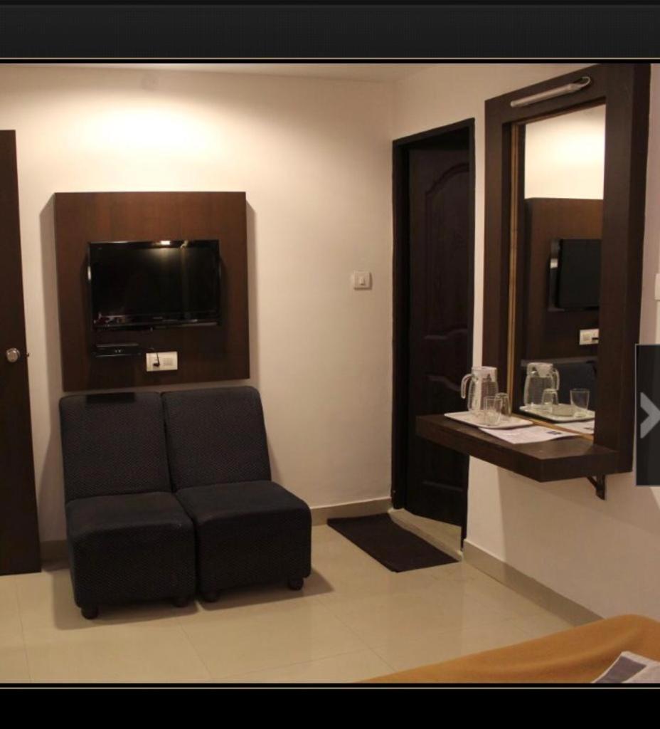 Hotel Aashraya Maisur Dış mekan fotoğraf